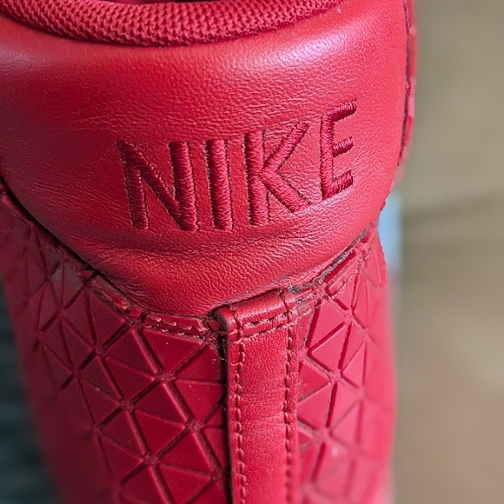 NIKE SB BLAZER MID MEN'S METRIC RED ATHLETIC SNEAKERS - Picture 4 of 5